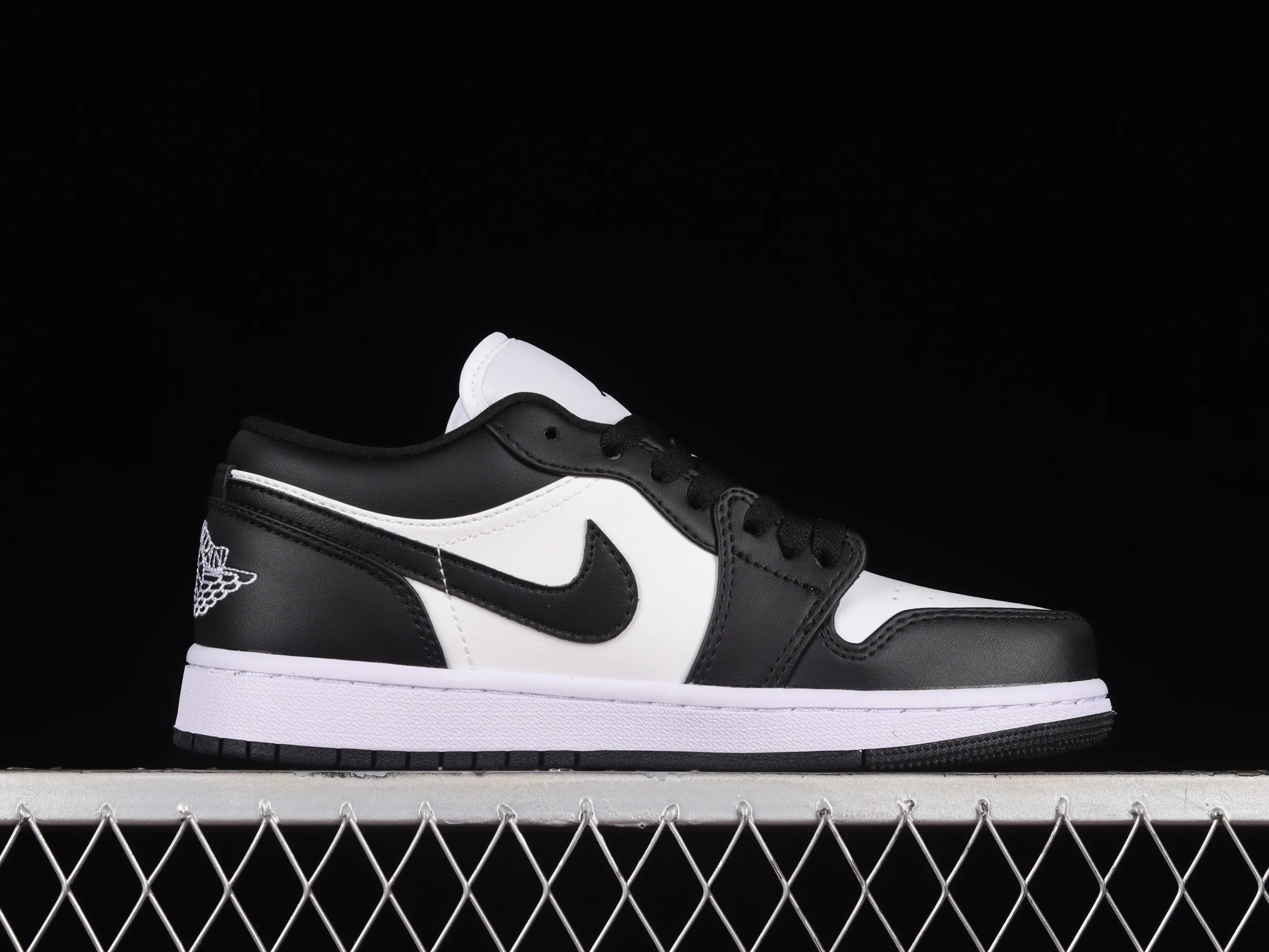 All categories Air Jordan Jordan series basketball shoes Air Jordan 1 Low Z version Air Jordan 1 Low "Panda" AJ1 Joe 1 Panda low-top basketball shoes DC0774-101